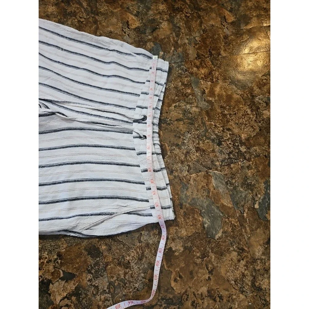 Per Se Linen blend pants White/Blue Striped pants Size Medium 55% Linen (A245)‎